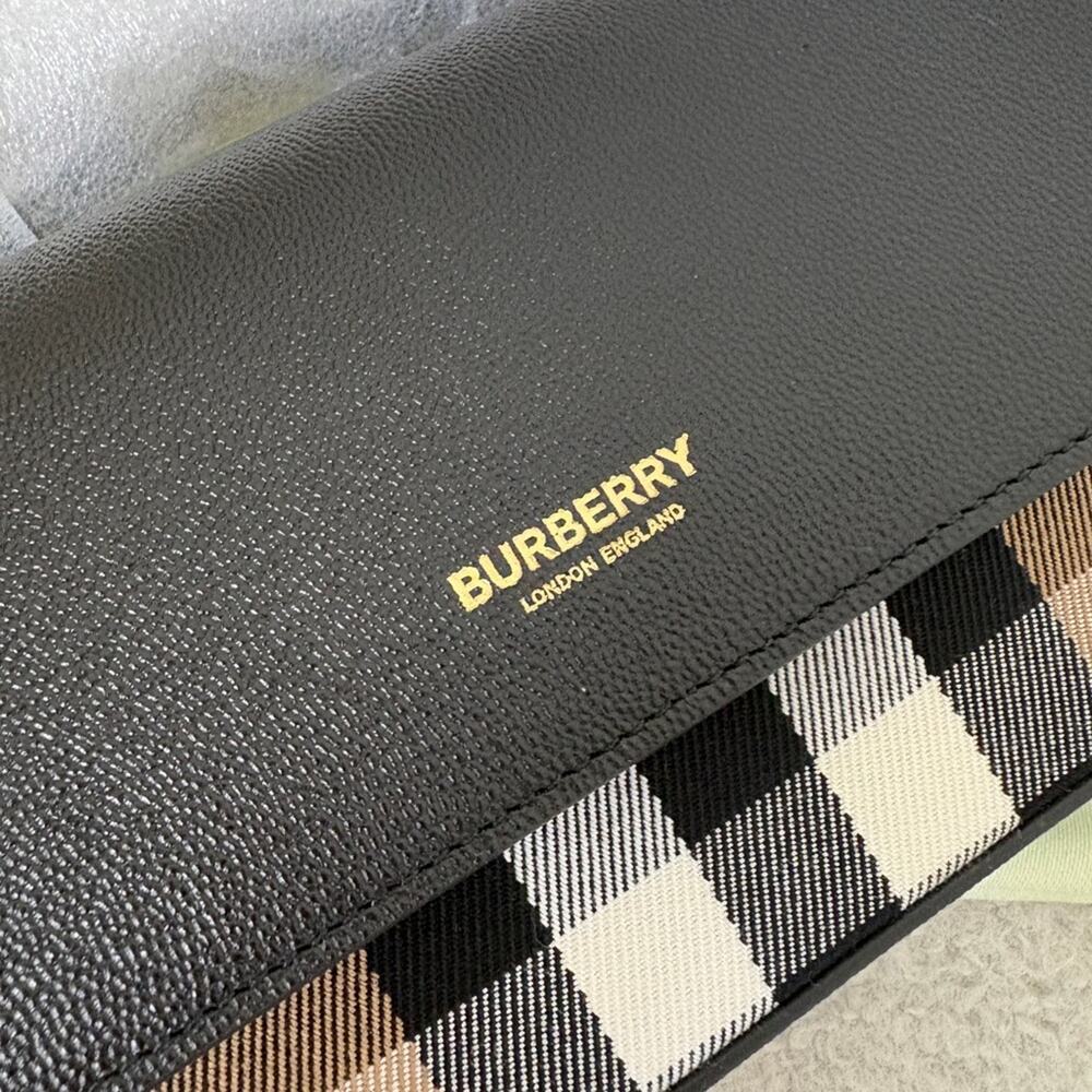 Burberry Hampshire Small House Check & Leather Crossbody NWT - Picture 6 of 11